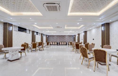 Gomti Nagar Hotel | Hotel O Shagun hotel and Banquets