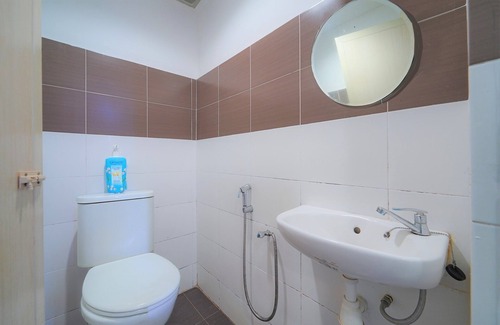 Kampung Cantik Hotel | Hotel O V Stay Guesthouse