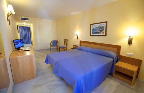 Almunecar Hotel | Hotel Olas de Almuñécar