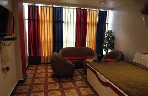 Bharatpur Hotel | Hotel Om Complex