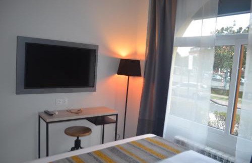 La Marina Hotel | Hotel Onyarbi