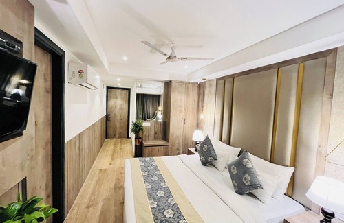 Patel Nagar Hotel | Hotel Palace Inn