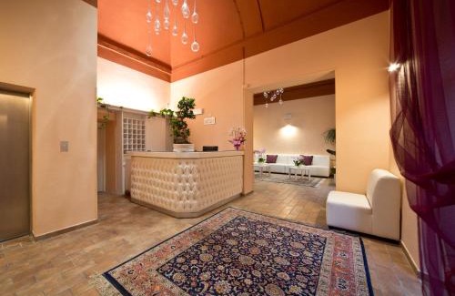 Colle di Val d'Elsa Hotel | Hotel Palazzo Renieri - 3stelle S