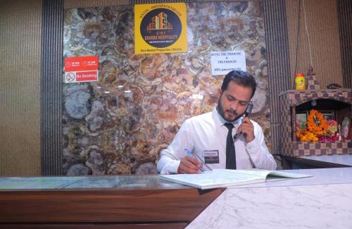 Mathura Hotel | Hotel Panache 500 Mtrs From Shri Krishna Janma bhumi Teample