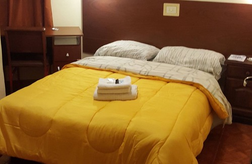 General San Martin Hotel | Hotel Paris