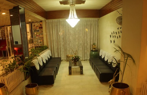 Thanjavur Hotel | Hotel Parisutham