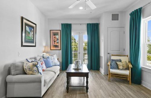 Pass Christian Apartment | Hotel Pass Christian Junior Suite 303