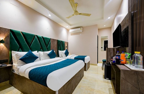 Paharganj Hotel | Hotel Pearl Plaza