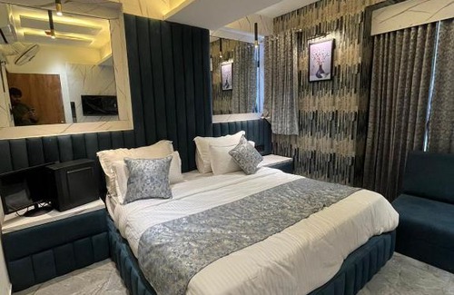 Ahmedabad Hotel | Hotel Pelican Villa
