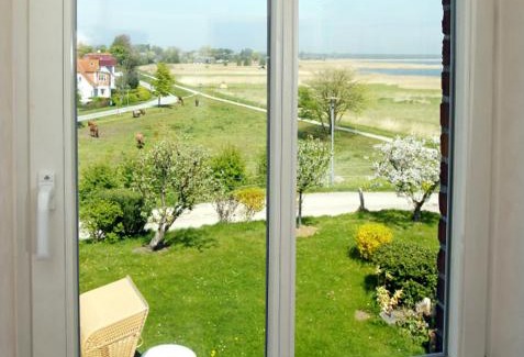 Ostseebad Ahrenshoop House | Hotel/Pension Bradhering