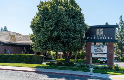 Fresno Hotel | Hotel Piccadilly