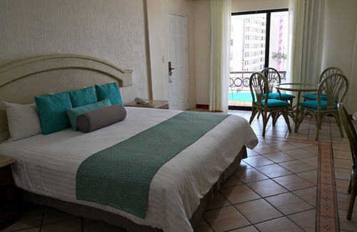Ferrocarrilera Hotel | Hotel Playa Marina