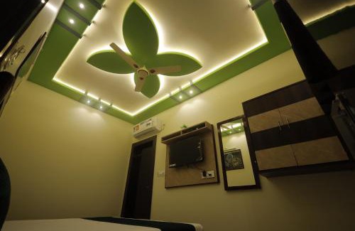 Mathura Hotel | Hotel Pragati Palace, Near Krishna Janambhumi, Mathura