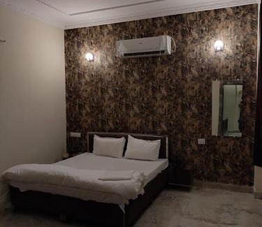 Bhopal Hotel | Hotel Prem Palace
