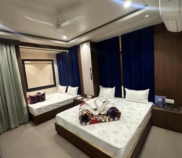 Ajmer Hotel | HOTEL PREMIER CHOICE - JUST 50 Meters FROM AJMER SHARIF DARGAH
