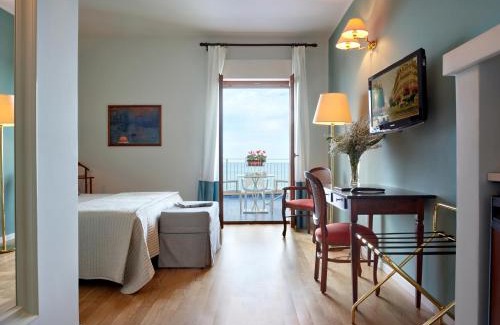 Castellammare del Golfo Hotel | Hotel Punta Nord Est