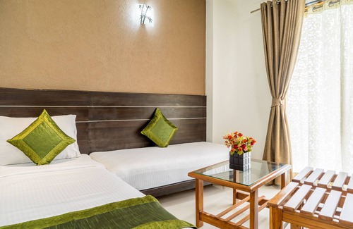 Shirdi Hotel | Hotel Pushpak Resort