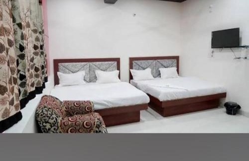 Sikandra Hotel | HOTEL R M PLAZA