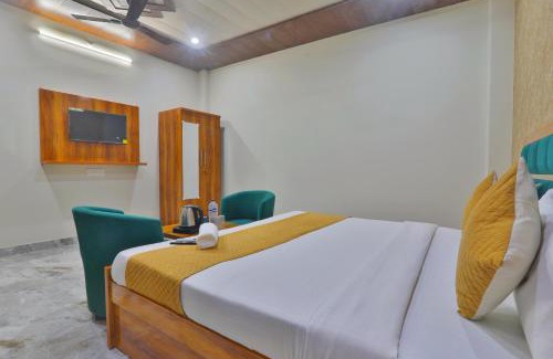 Faizabad House | Hotel Raamayan Free Pickup From Railway Station ಉಚಿತ ಪಿಕಪ್ ,ఉచిత పికప్ ,இலவச,பிக்அப்