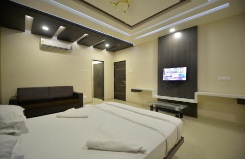 Solapur Hotel | Hotel Radhe Krishna