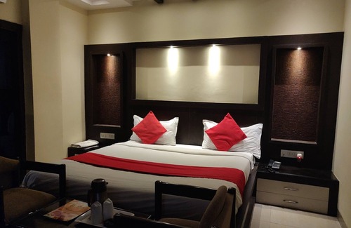 Jabalpur Hotel | Hotel Rahul