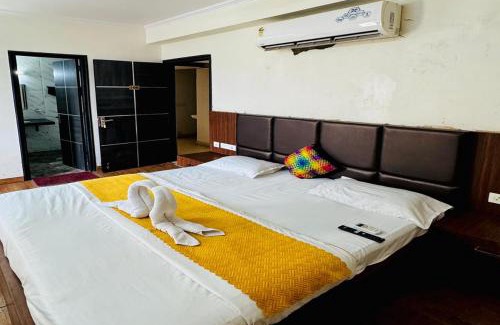 Ajit Colony Hotel | Hotel Raj Villa