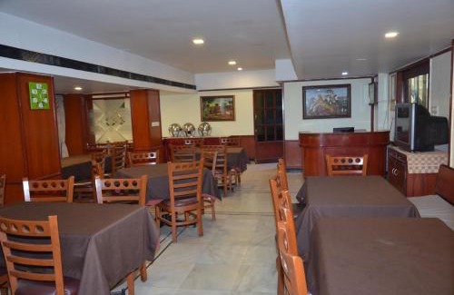 Madurai Main Hotel | HOTEL RATHNA RESIDENCY