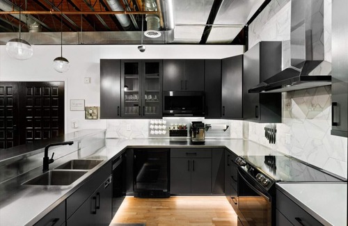 Ballpark Bed & Breakfast | Hotel Residential of Denver [Suite #1]