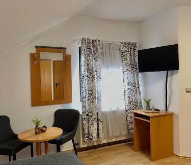 Roggendorf/Thenhoven Hotel | Hotel Restaurant Haus Odendahl