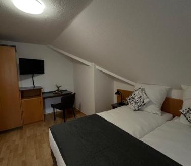 Roggendorf/Thenhoven Hotel | Hotel Restaurant Haus Odendahl