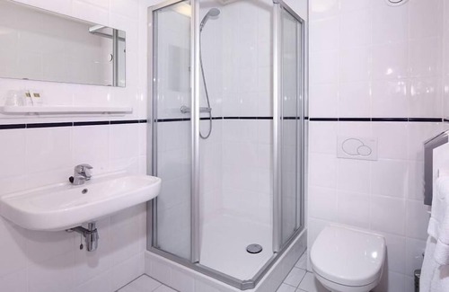 Municipality of Delfzijl Hotel | Hotel Restaurant Noordooster