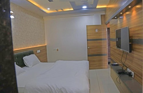 Rajpipla House | Hotel Reva Vihar, Garudeshwar