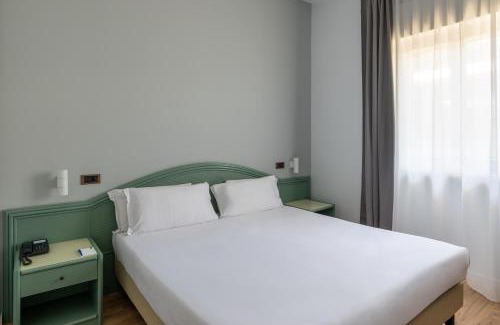 Giovinazzo Hotel | Hotel Riva Del Sole