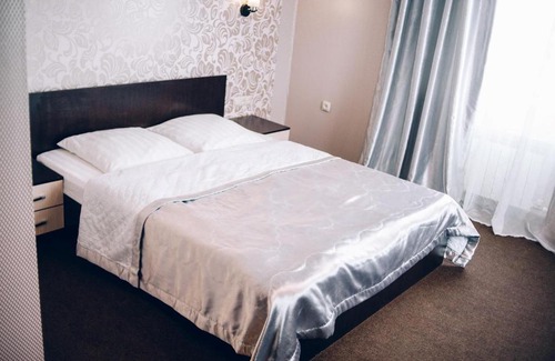Komsomolsk Na Amure Hotel | Hotel Riviera