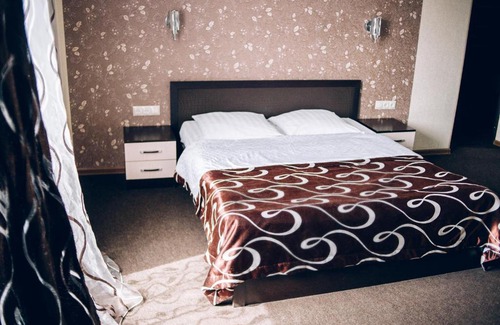 Komsomolsk Na Amure Hotel | Hotel Riviera
