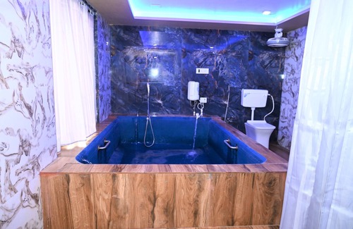 Veraval Hotel | HOTEL ROYAL MANSION SOMNATH