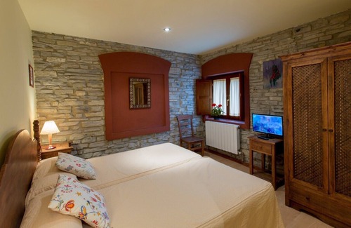 Yanguas Hotel | Hotel rural los Cerezos