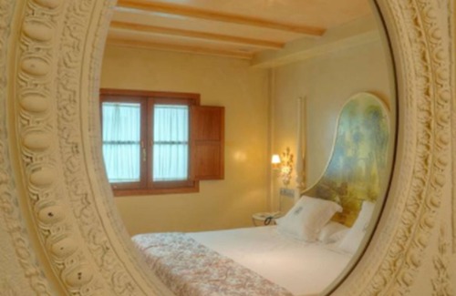Alameda Hotel | Hotel Sacristía de Santa Ana