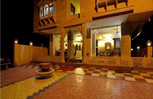 Shirdi Apartment | Hotel Sai Jharna