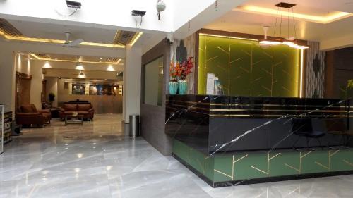 Shirdi Hotel | Hotel Sai Miracle