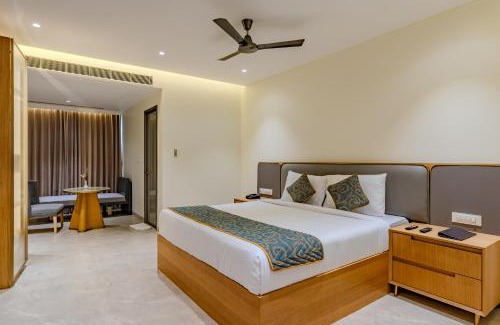 Bhongir Hotel | Hotel Sannidhi Emerald