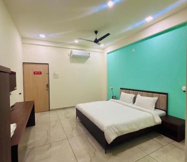 Satara Hotel | Hotel Sarang Executive