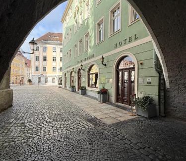 Altstadt Hotel | Hotel Schwibbogen Altstadt & Apartments