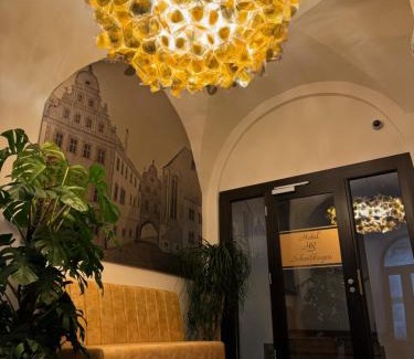 Altstadt Hotel | Hotel Schwibbogen Altstadt & Appartements