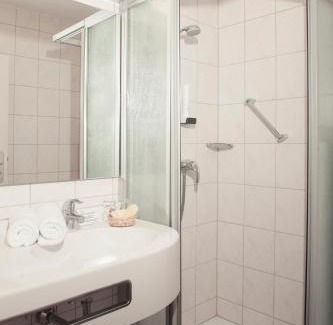Pelham Hotel | Hotel Seeblick & Ferienwohnung