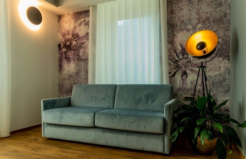 Pilcante Hotel | Hotel Shangri-La