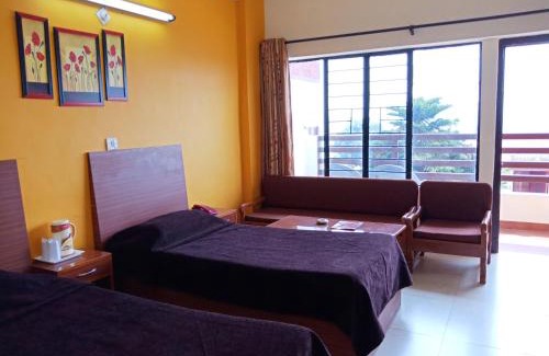 Almora Hotel | Hotel Shikhar & Restaurant