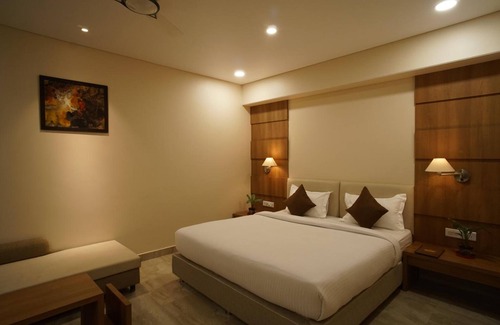 Civil Lines Hotel | Hotel Shree Kanha Residency