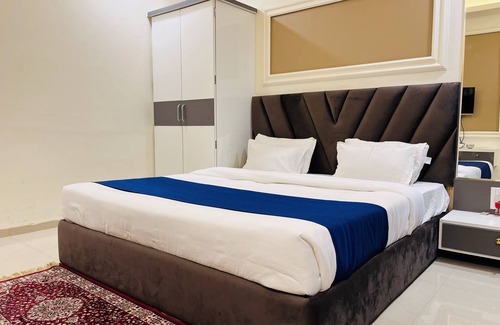 Ujjain Hotel | Hotel Shree Palace