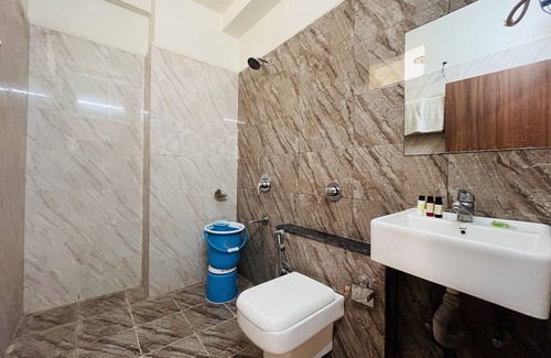 Ujjain Hotel | Hotel Shree Palace